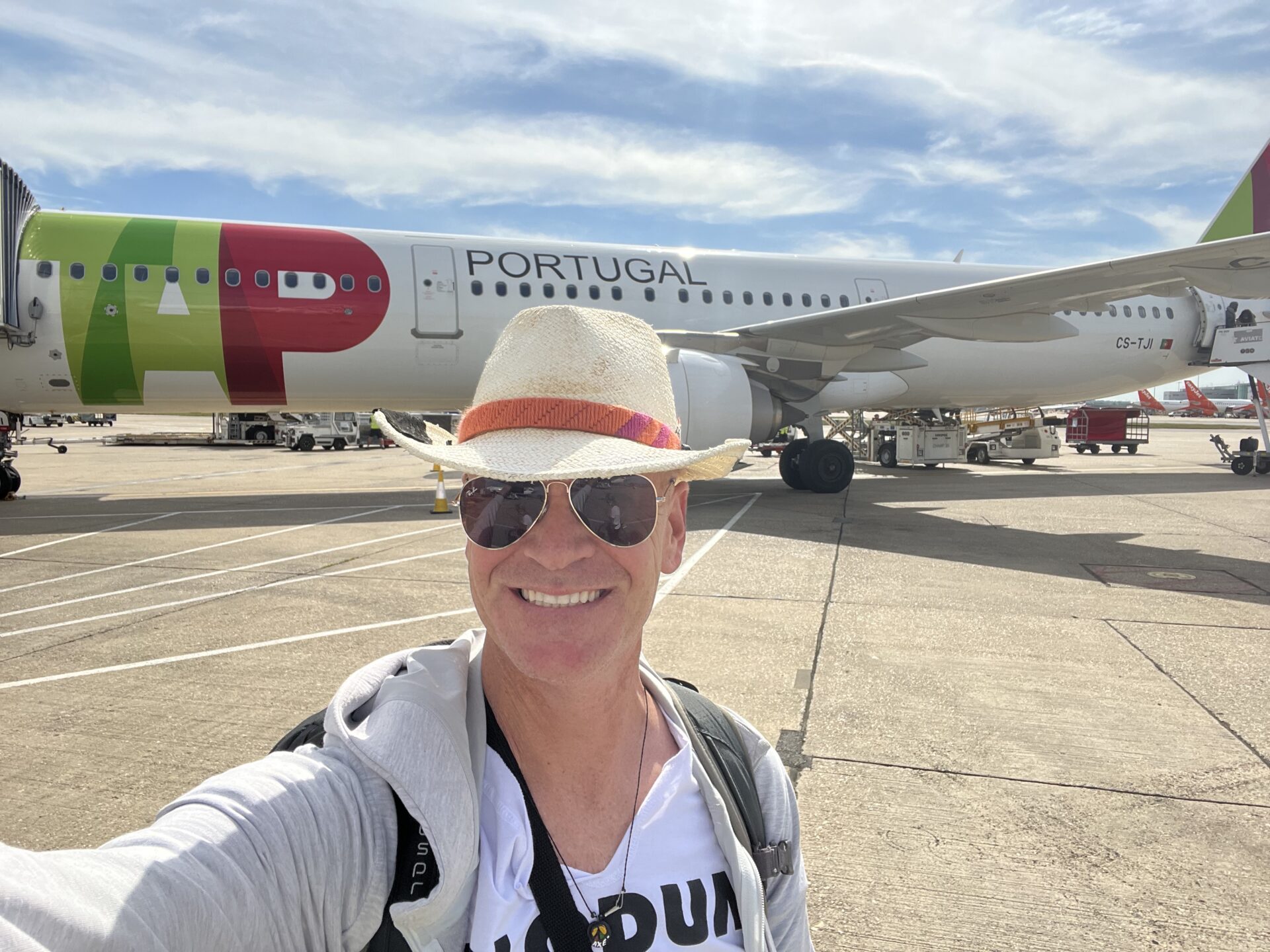 How to find Cheap Flights: 10 Flight Booking Tips